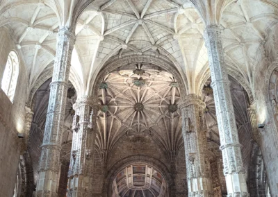 intérieur de la cathédrale de lisbonne
