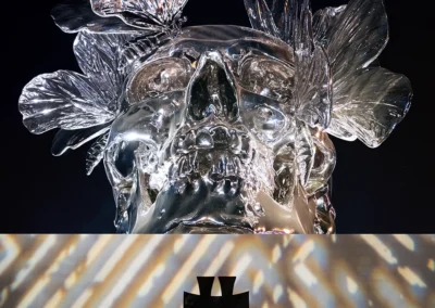 sculpture d'accueil du hellfest